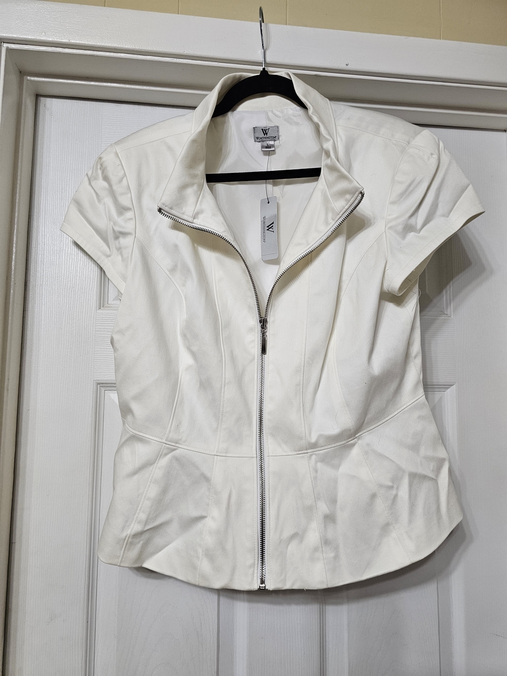 Worthington White Short-Sleeve Zip Front Blazer